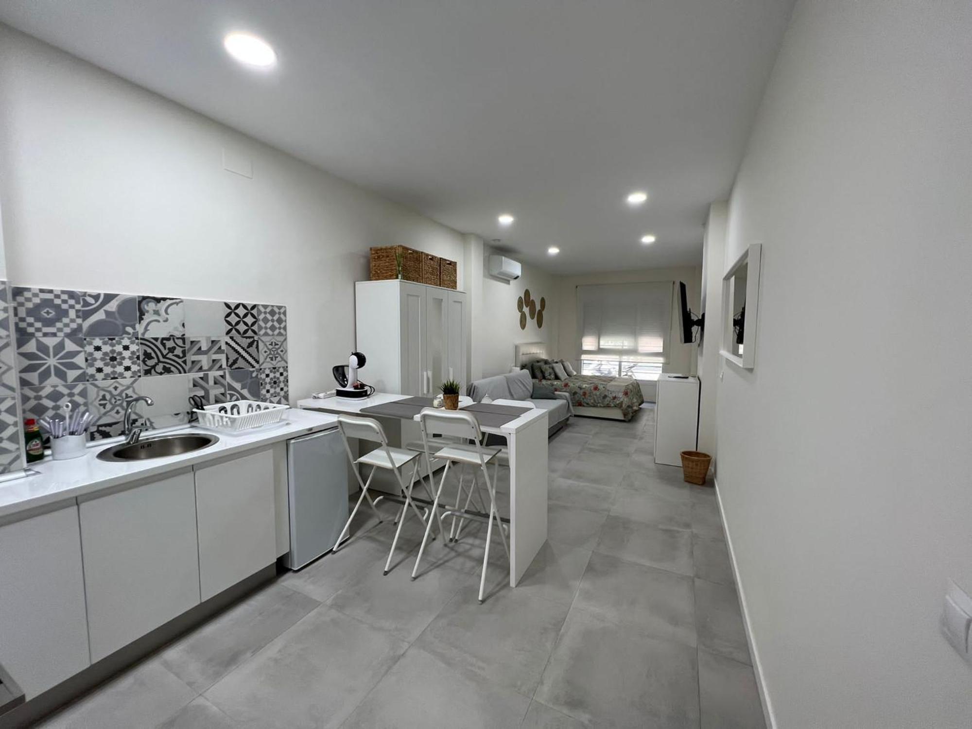 Centro Estudio Trinidad Malaga 3 Dış mekan fotoğraf