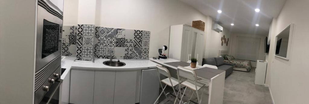 Centro Estudio Trinidad Malaga 3 Dış mekan fotoğraf